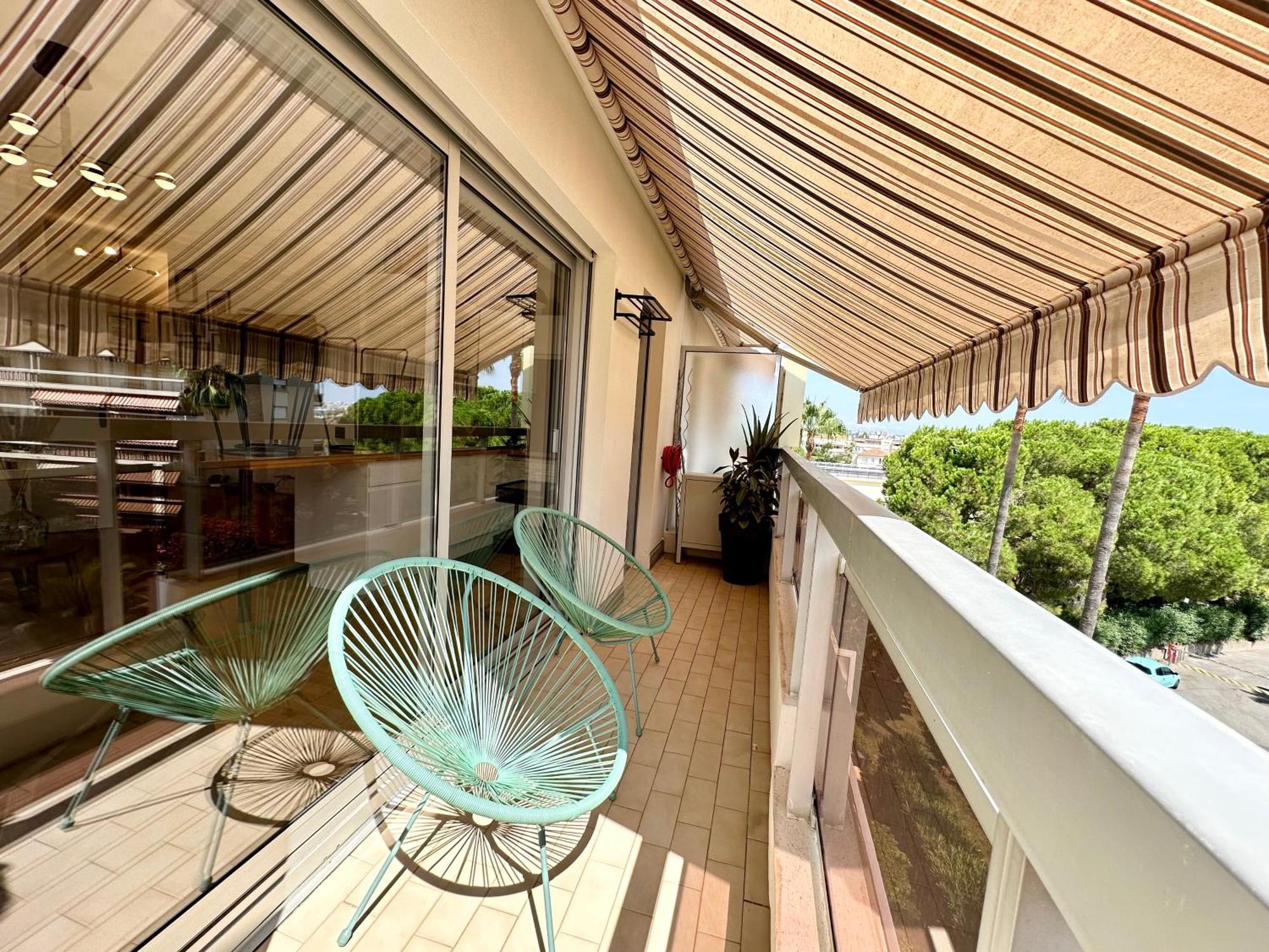 Elegant Appartement 2Pieces Piscinevue Mer Parking Vallauris Buitenkant foto