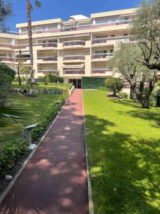 Elegant Appartement 2Pieces Piscinevue Mer Parking Vallauris Buitenkant foto